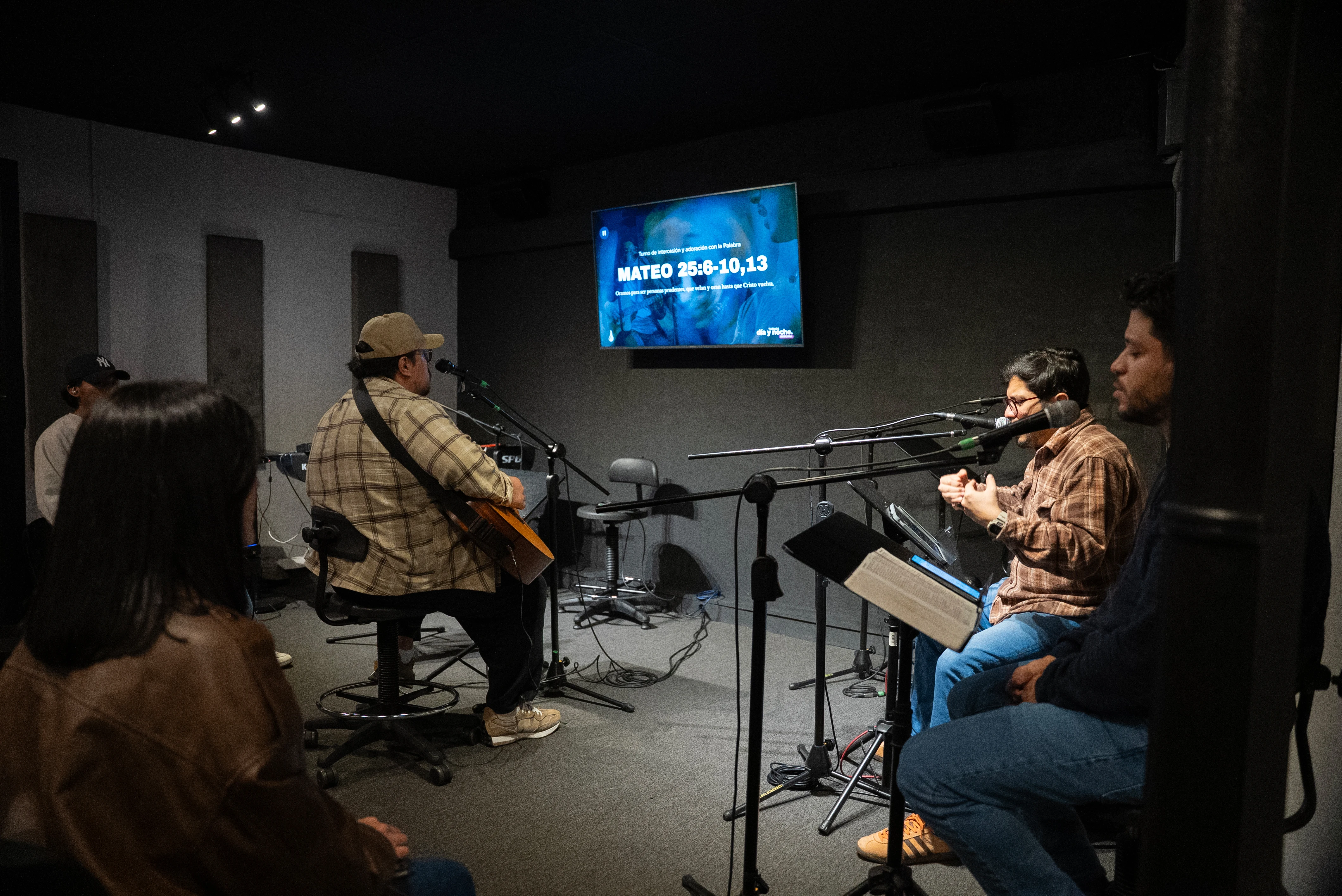 HOUSE OF PRAYER — PRAYER ROOM